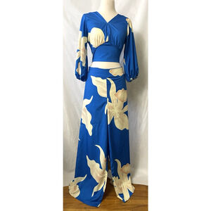 Blue Yalow Print Flora 2 Piece Set Women’s Size M Packets